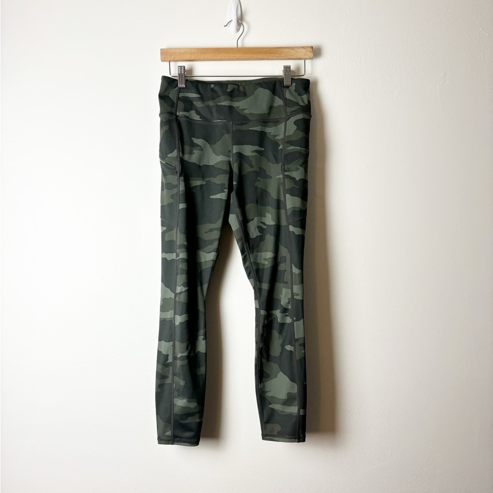ATHLETA • Women’s Camo Contender Tight Leggings Size Small